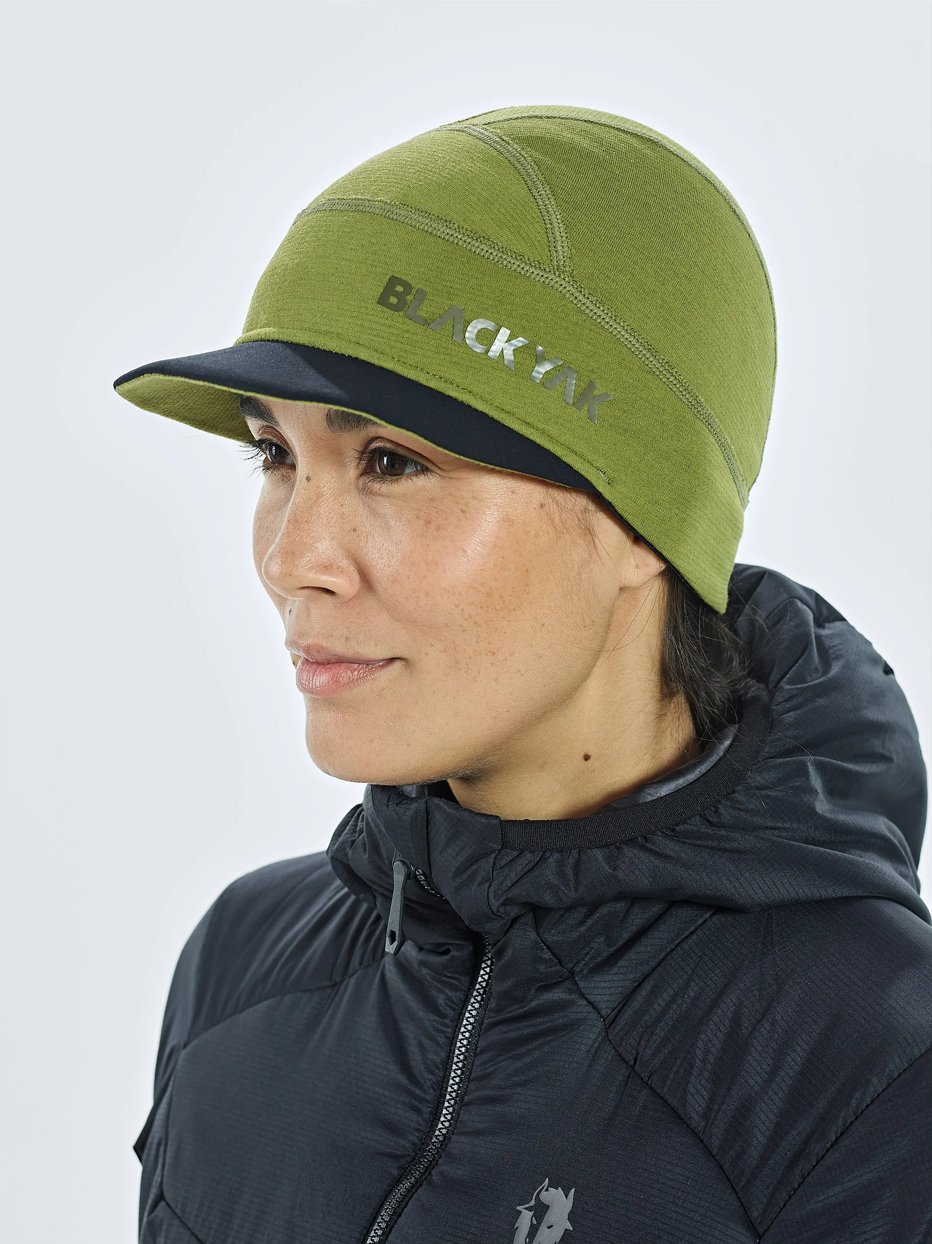 CHAGO FLEECE VISOR CAP - Image 13