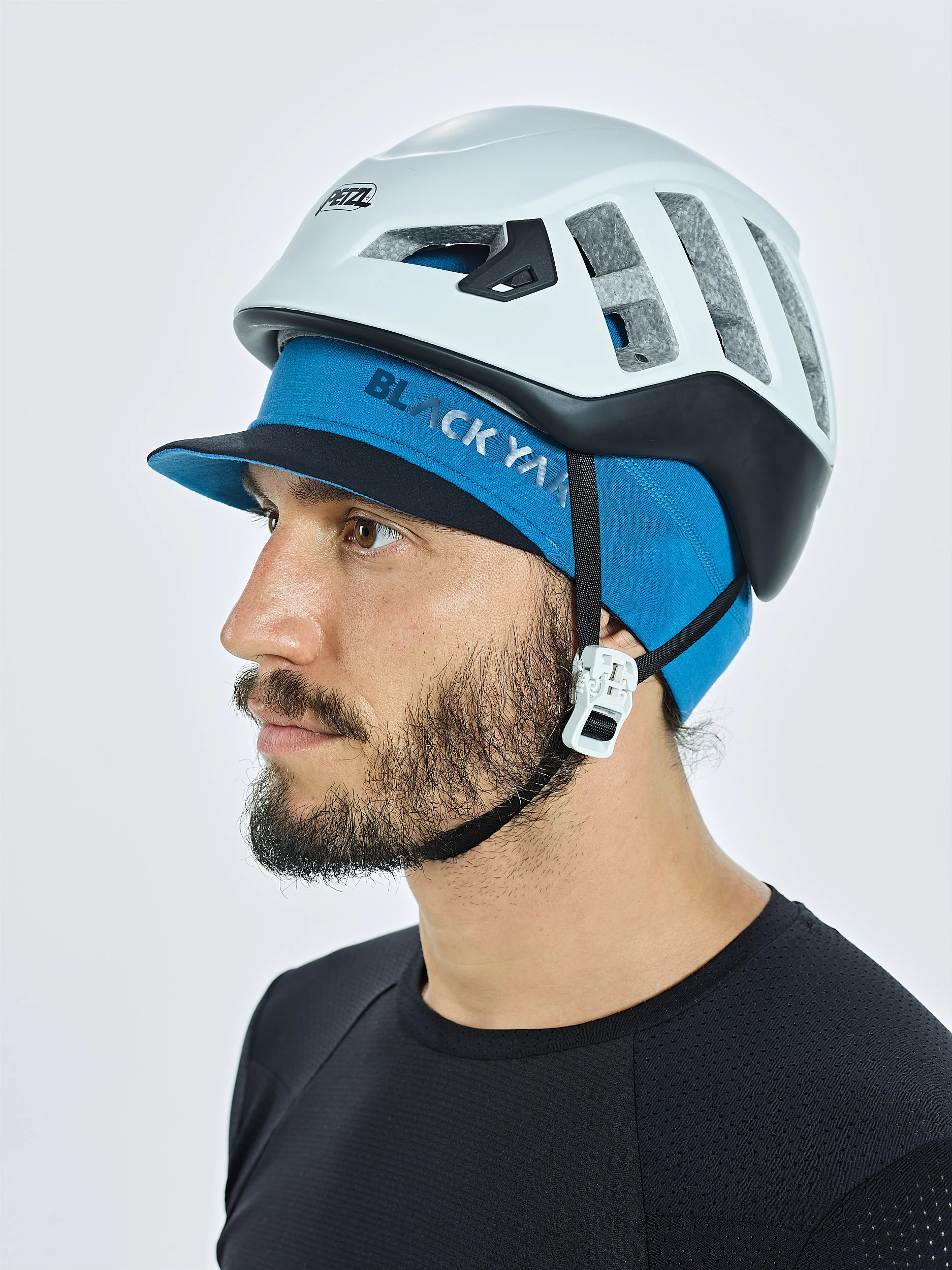 CHAGO FLEECE VISOR CAP - Image 25