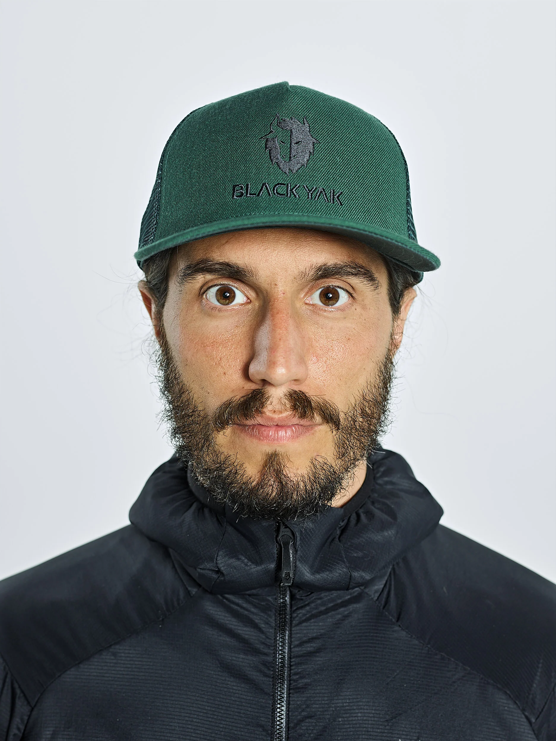 YAK LOGO CLASSIC TRUCKER CAP - Image 6