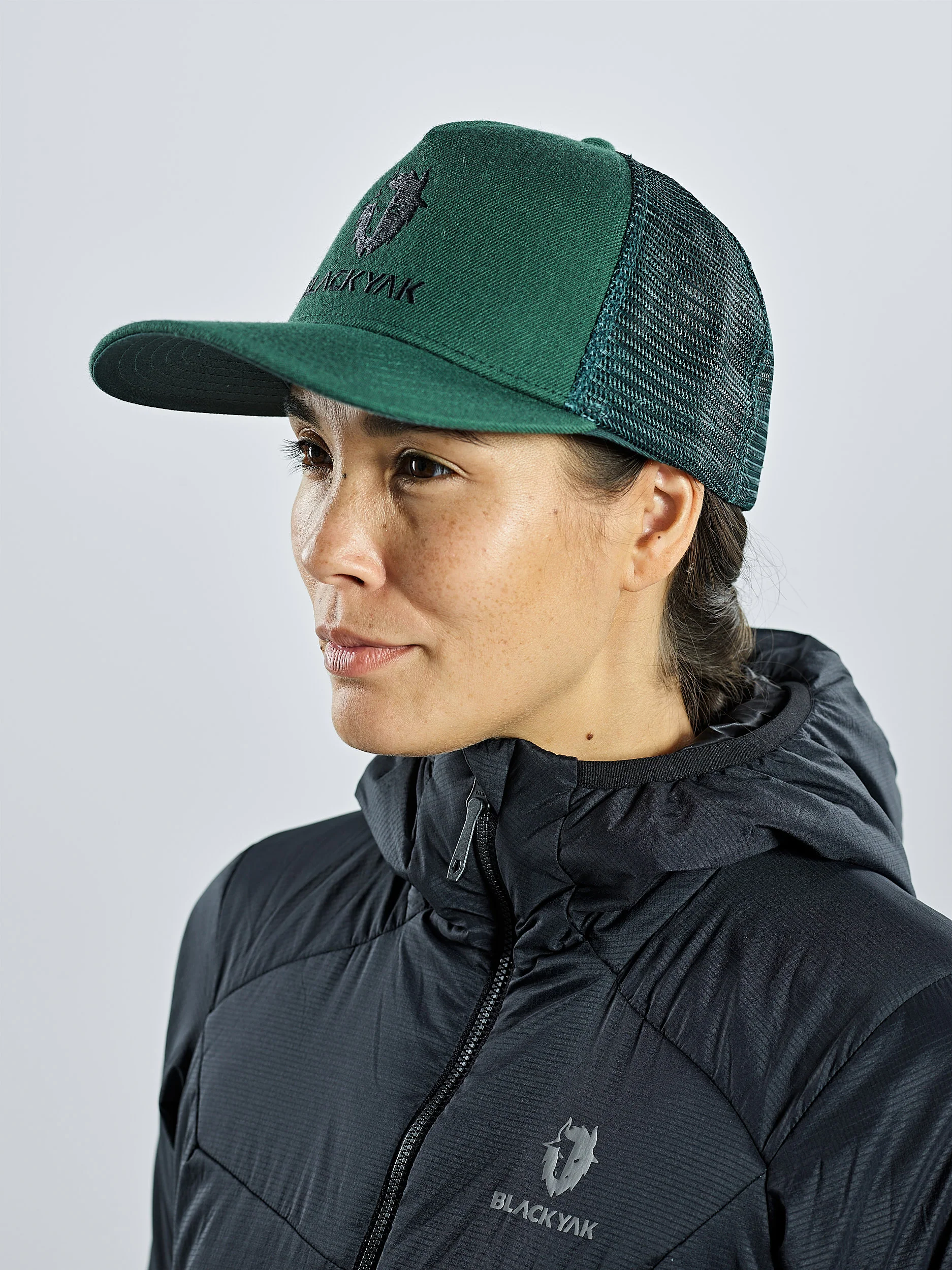 YAK LOGO CLASSIC TRUCKER CAP - Image 9